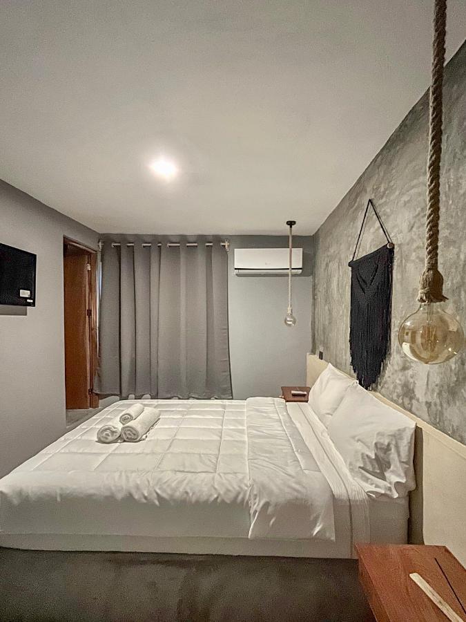 Ariche Valladolid Hotel & Hostal Eksteriør billede
