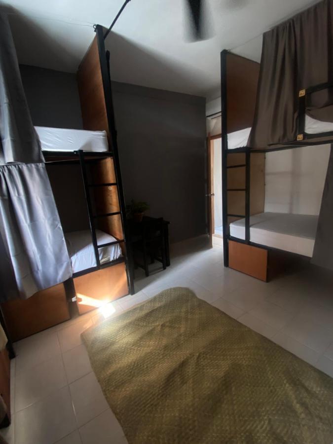 Ariche Valladolid Hotel & Hostal Eksteriør billede