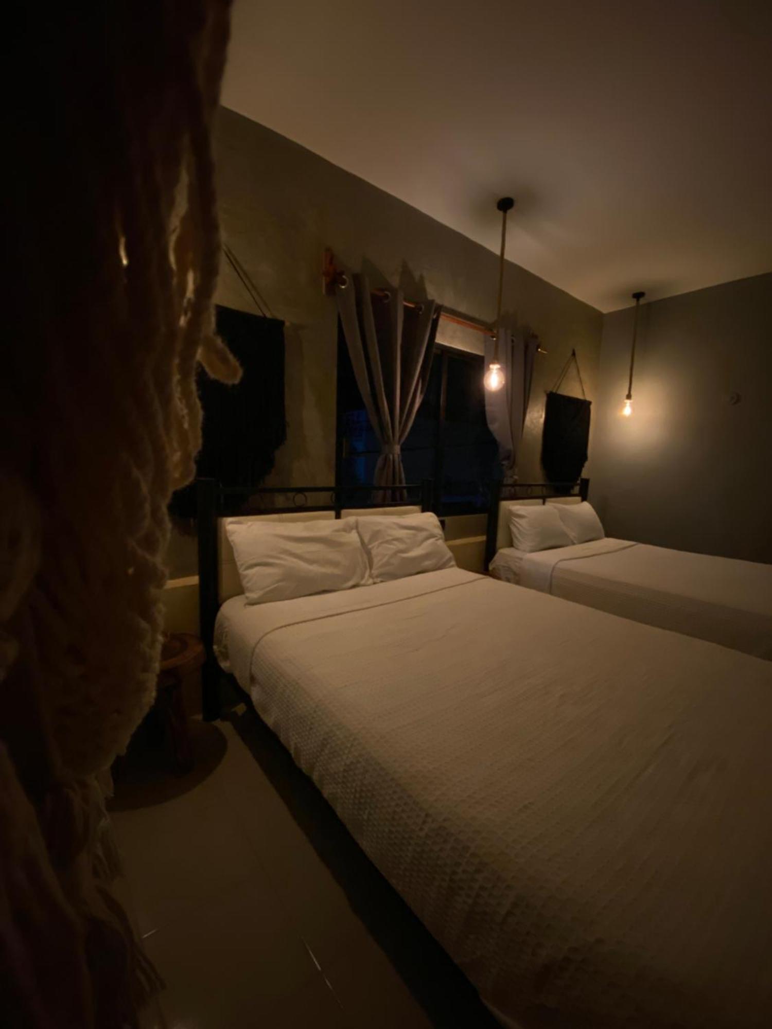 Ariche Valladolid Hotel & Hostal Eksteriør billede
